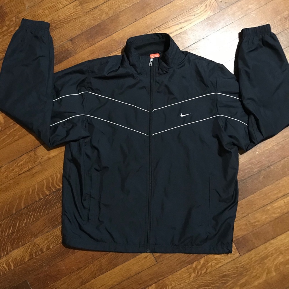 Nike windbreaker jacket